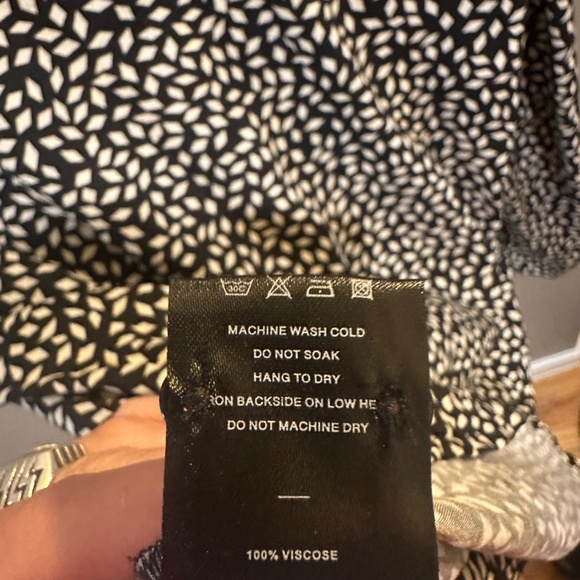 Men's retro button up shirt - Viscose rocker shirt made by P.h.i.x. London - Picture 7 of 8